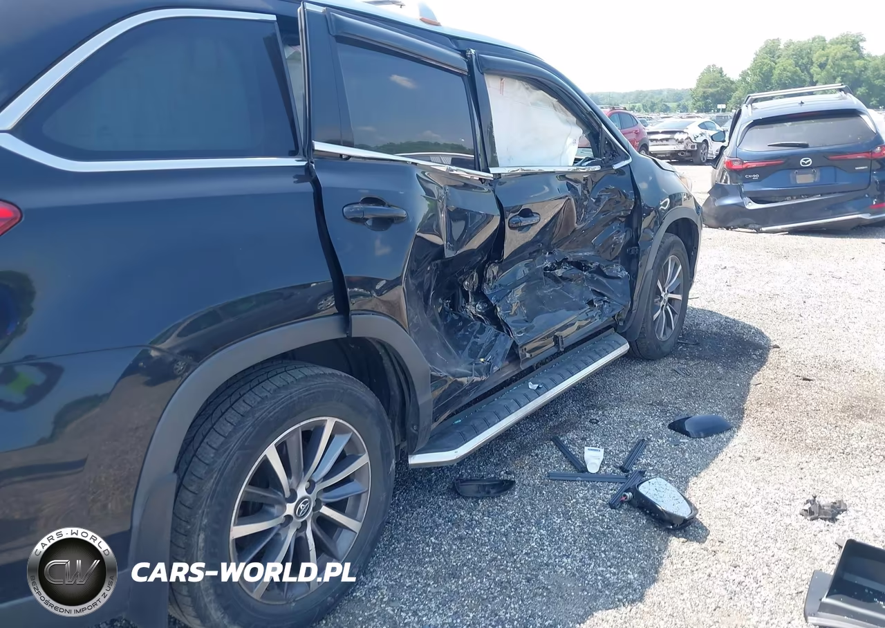 2019 Toyota Highlander Xle VIN:5TDJZRFH1KS564929 - 6