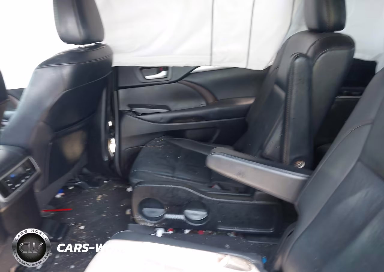 2019 Toyota Highlander Xle VIN:5TDJZRFH1KS564929 - 8