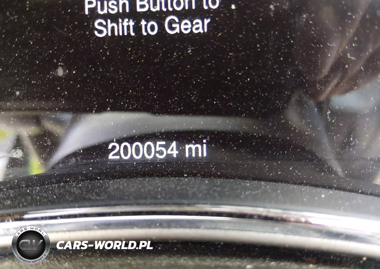 2014 Jeep Grand Cherokee Overland VIN:1C4RJFCG0EC272621 - 15