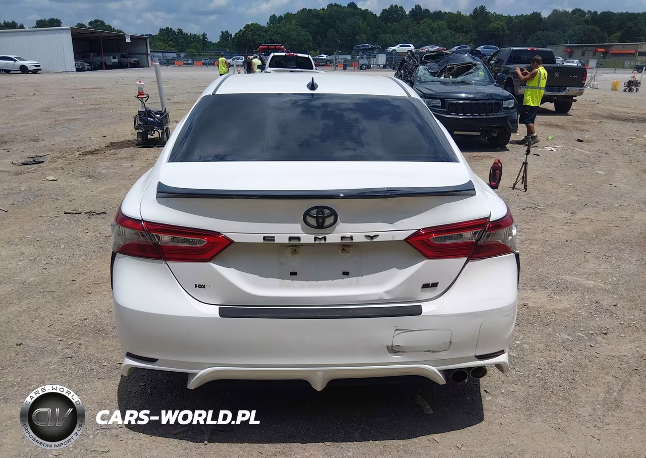 2019 Toyota Camry Se VIN:4T1B11HK2KU268685 - 16