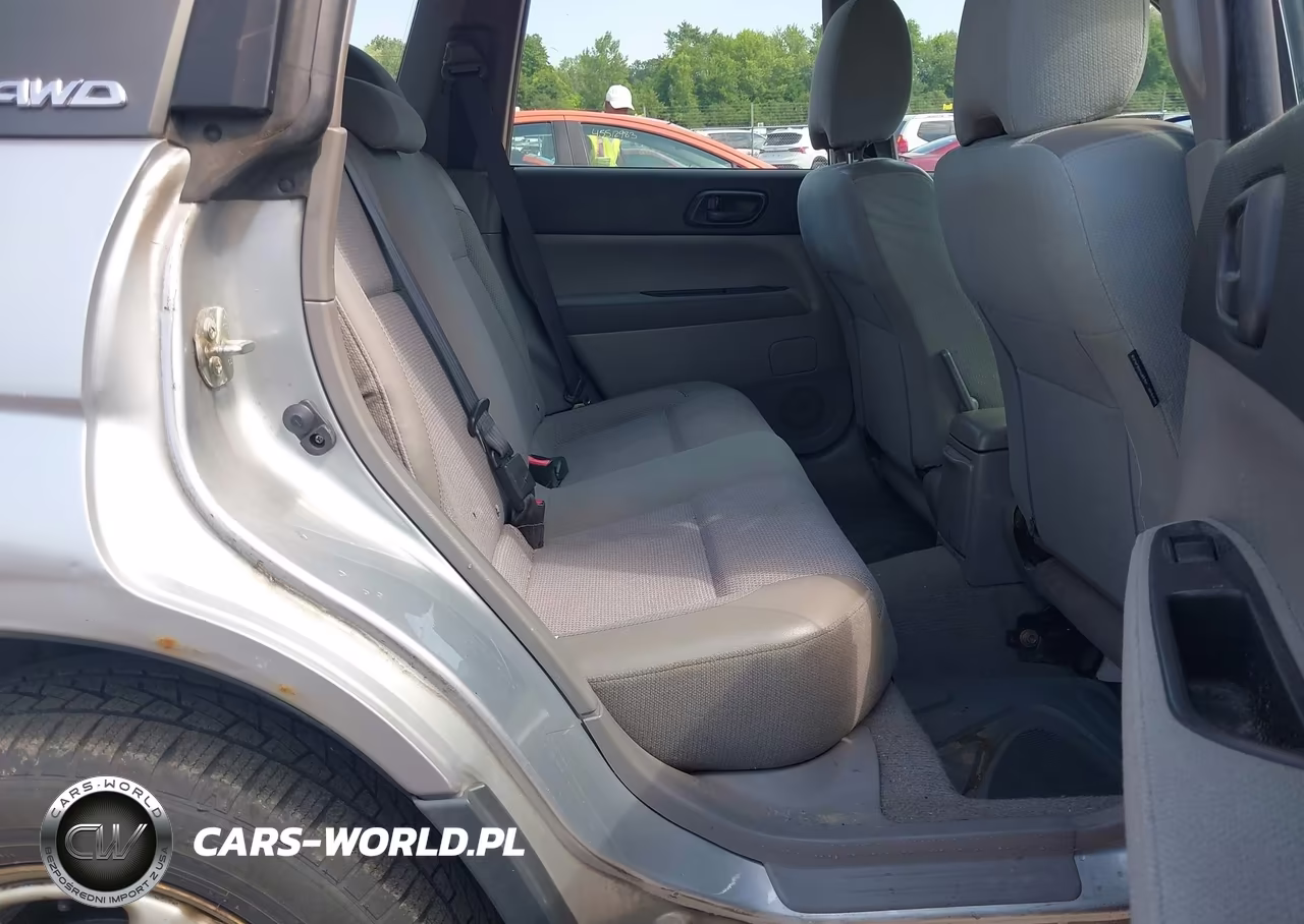 2003 Subaru Forester X VIN:JF1SG636X3H703155 - 8