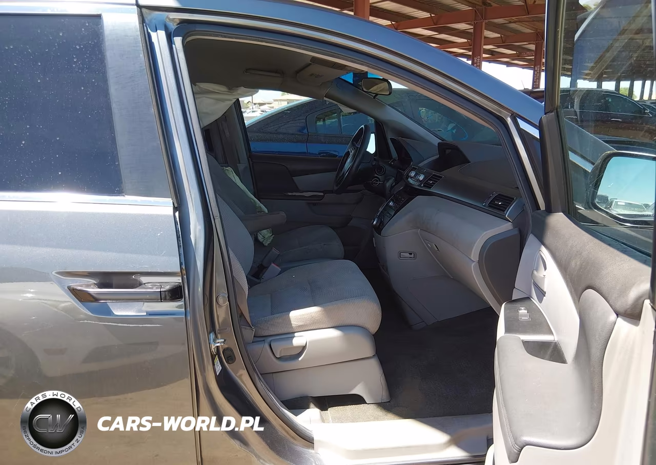 2013 Honda Odyssey Lx VIN:5FNRL5H26DB010623 - 5