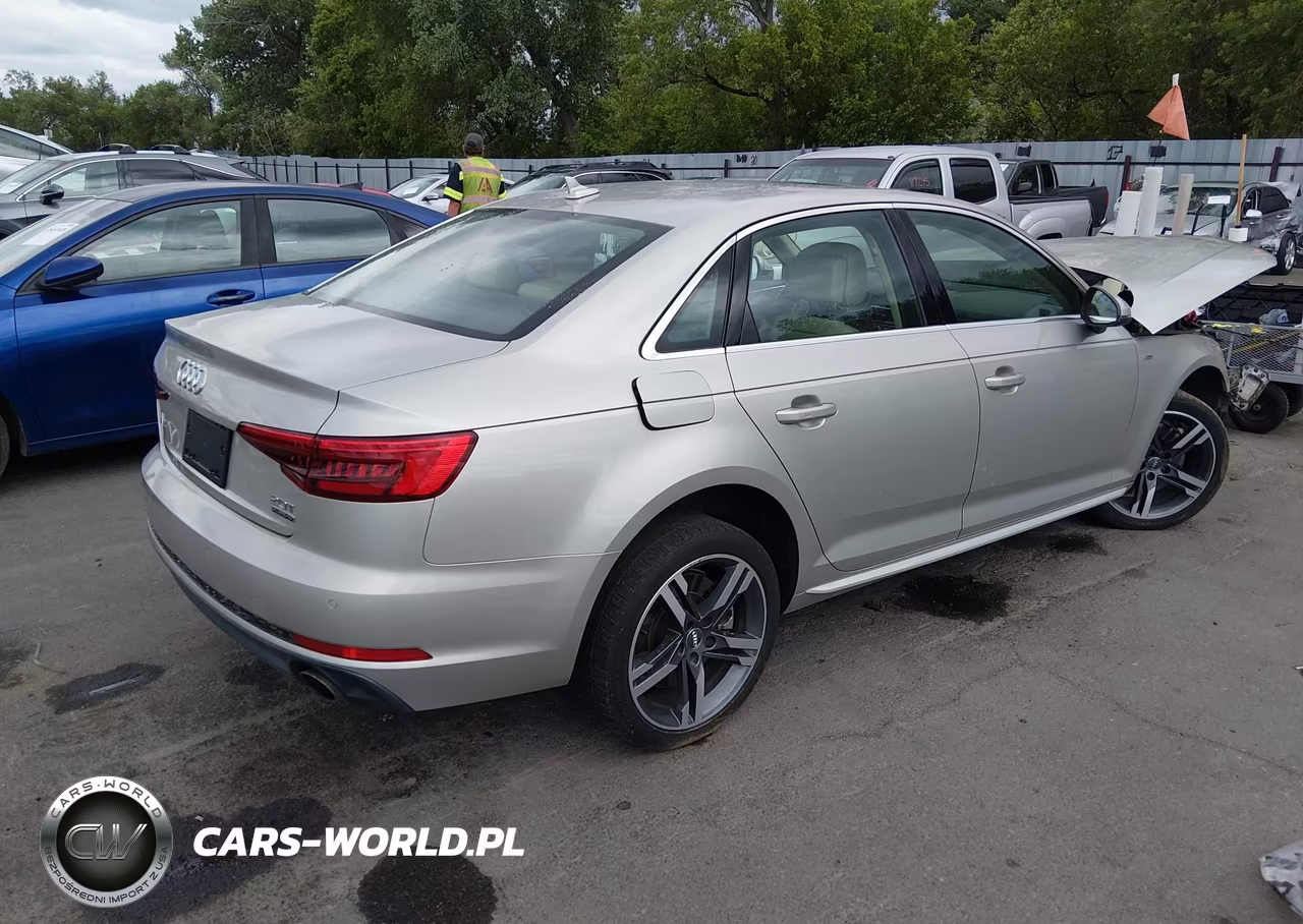 2017 Audi A4 Premium Plus VIN:WAUENAF47HN020460 - 4