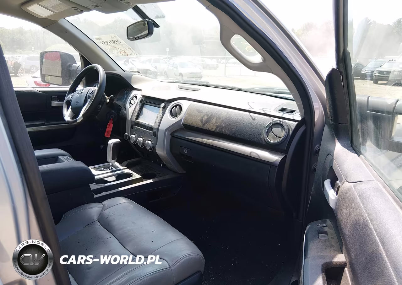 2017 Toyota Tundra Sr5 5.7L V8 VIN:5TFUY5F13HX669132 - 5