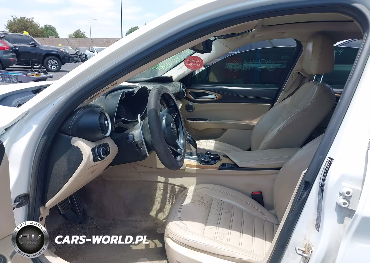 2017 Alfa Romeo Giulia Ti Awd VIN:ZARFAEEN5H7561862 - 5