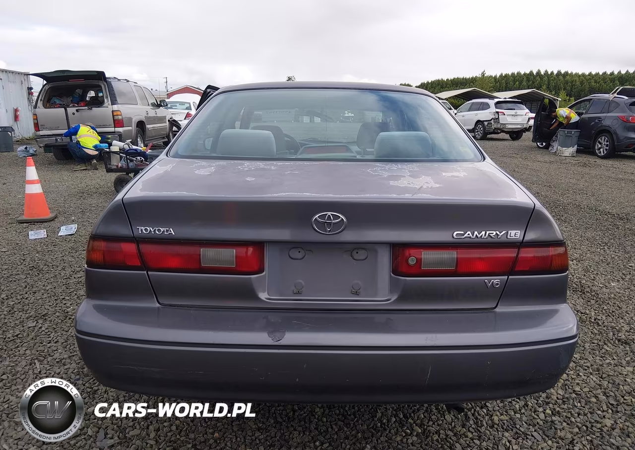 1999 Toyota Camry Le V6 VIN:JT2BF22K2X0225119 - 17