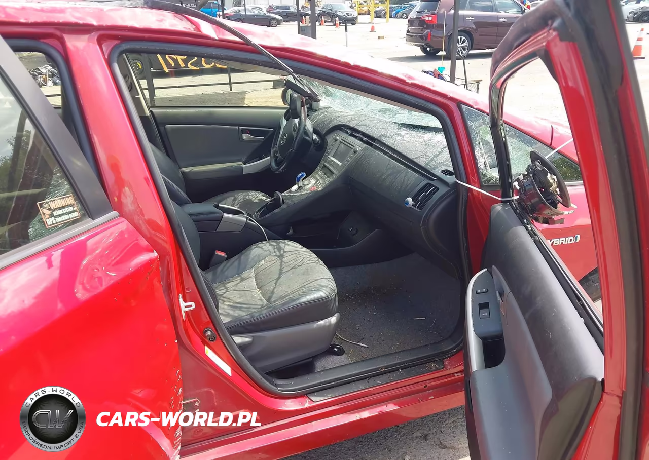 2014 Toyota Prius Four VIN:JTDKN3DU7E0386075 - 5