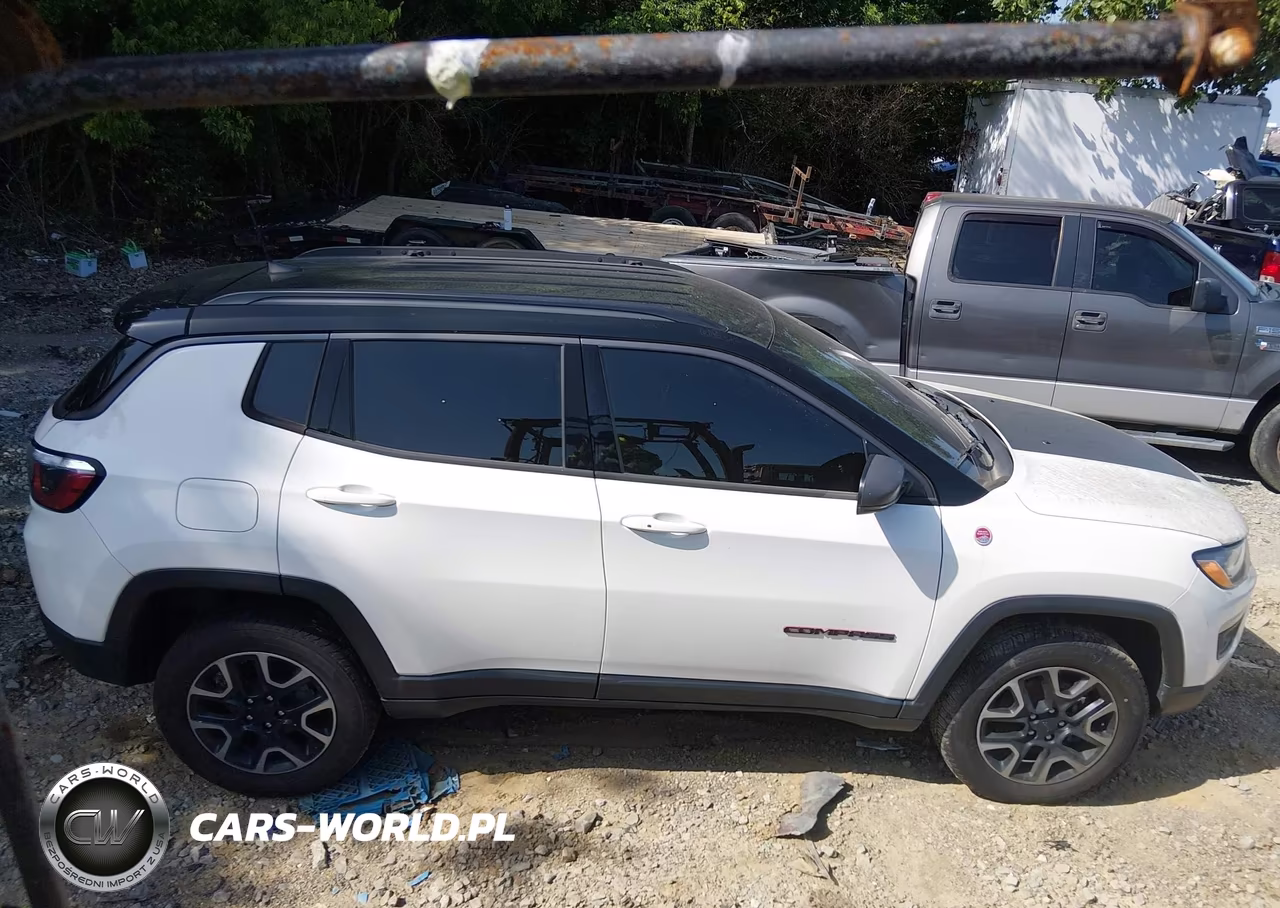 2019 Jeep Compass Trailhawk 4X4 VIN:3C4NJDDB3KT721571 - 14