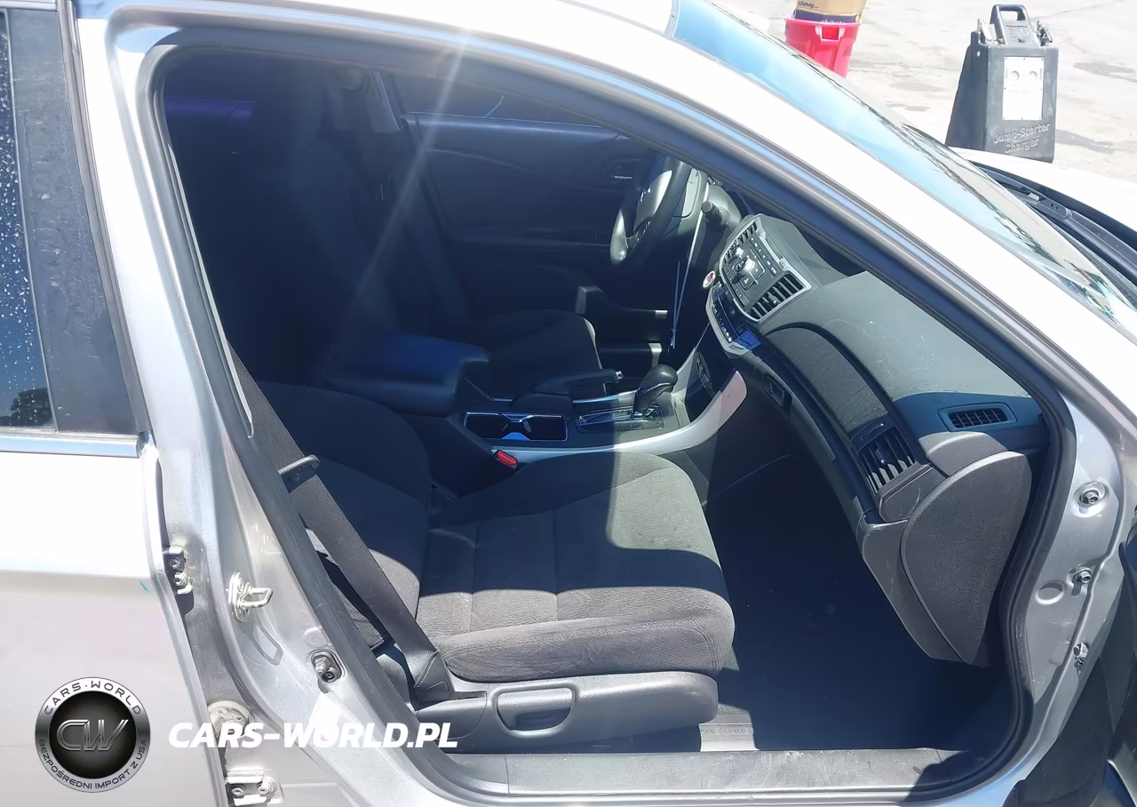 2015 Honda Accord Ex VIN:1HGCR2F7XFA137566 - 5