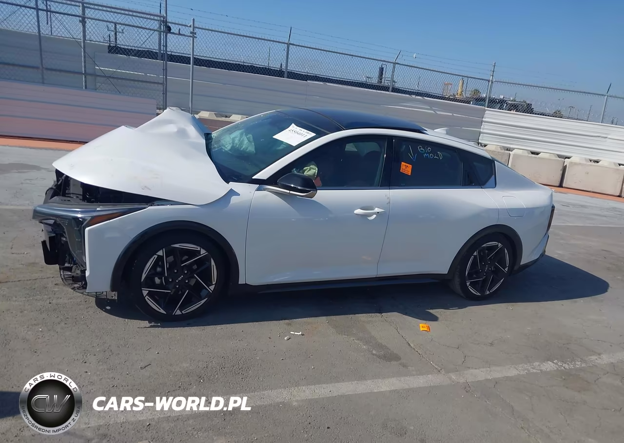 2025 Kia K4 Gt-Line VIN:3KPFW4DE7SE096158 - 14