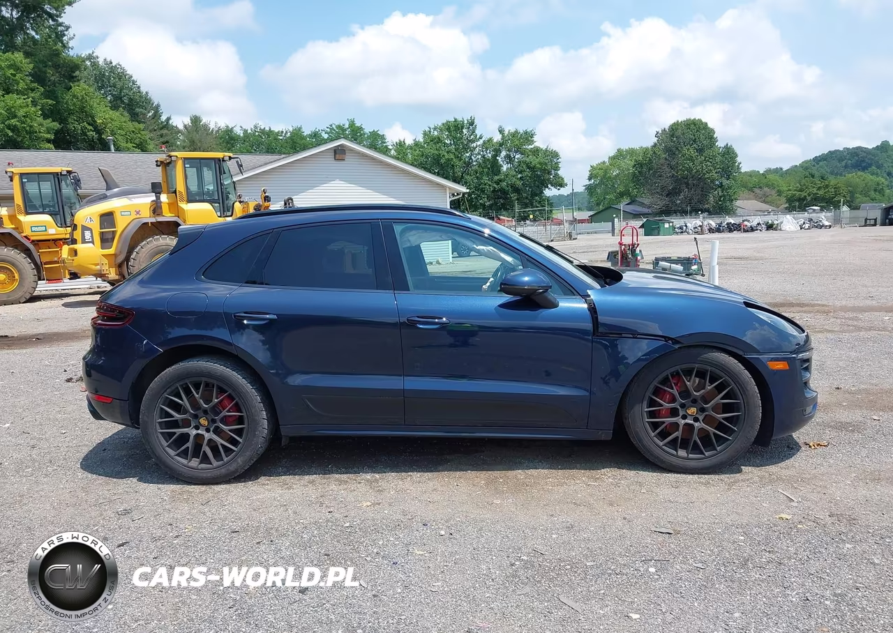 2017 Porsche Macan Gts VIN:WP1AG2A57HLB54994 - 14