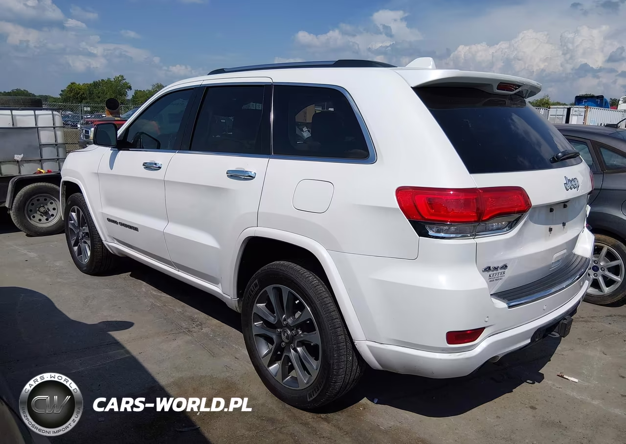2018 Jeep Grand Cherokee Overland 4X4 VIN:1C4RJFCGXJC215630 - 3