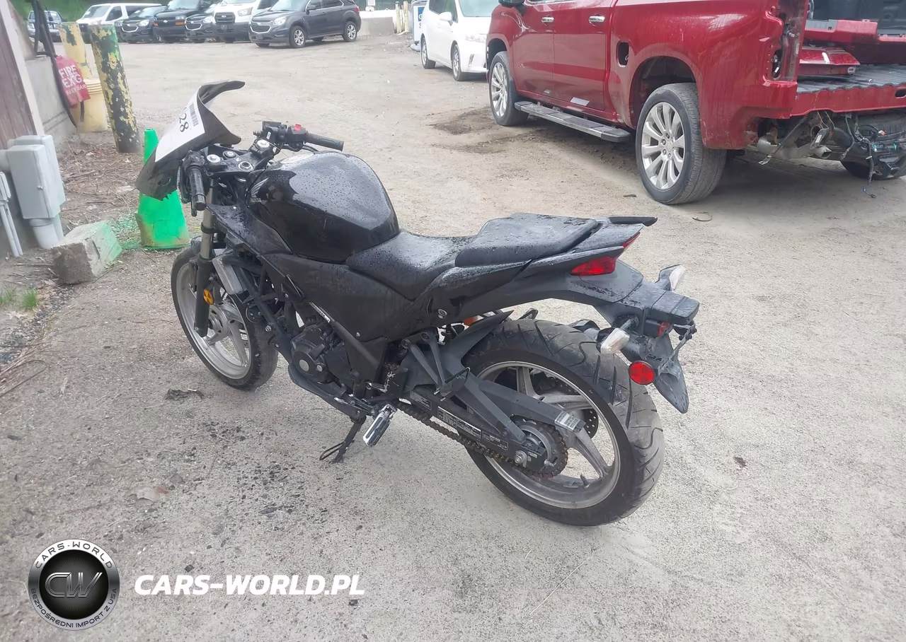 2012 Honda Cbr250 R VIN:MLHMC4101C5203241 - 3