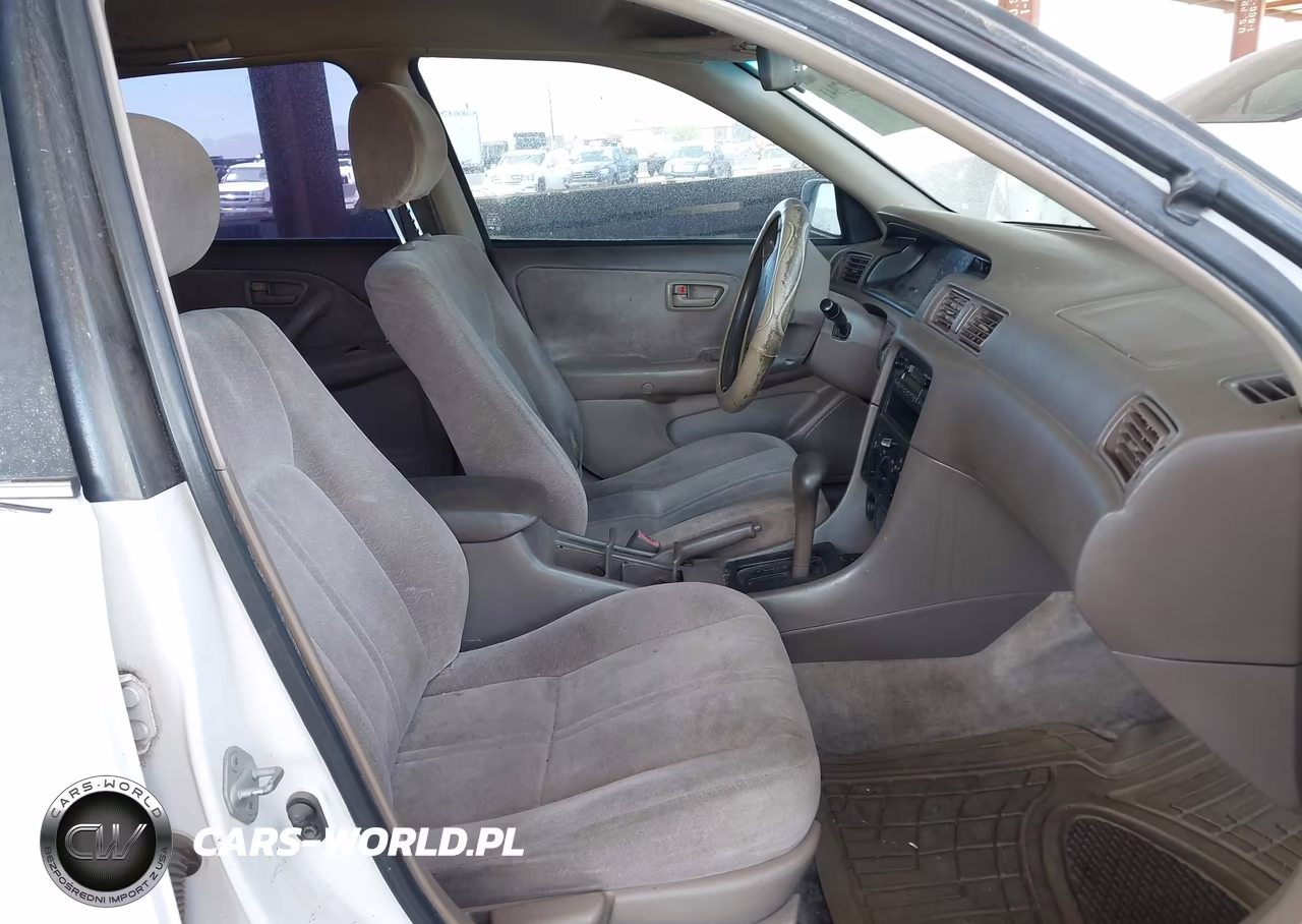 1998 Toyota Camry Le VIN:JT2BG22K1W0206427 - 5
