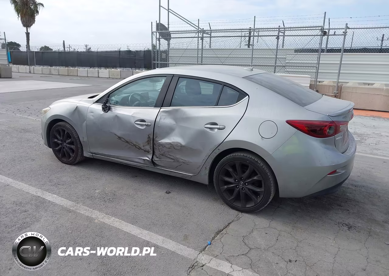 2015 Mazda Mazda3 S Grand Touring VIN:JM1BM1W34F1248470 - 3