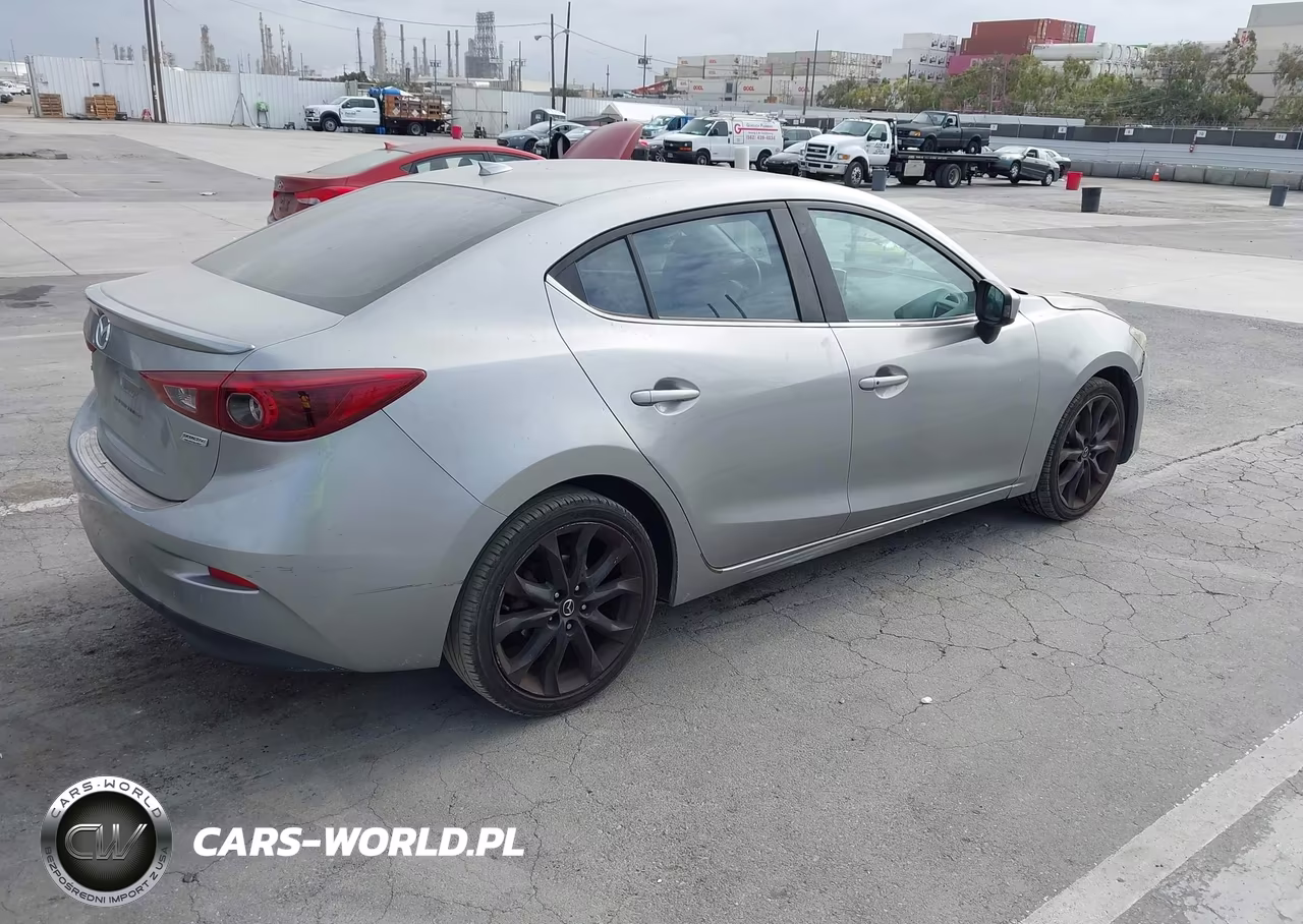 2015 Mazda Mazda3 S Grand Touring VIN:JM1BM1W34F1248470 - 4