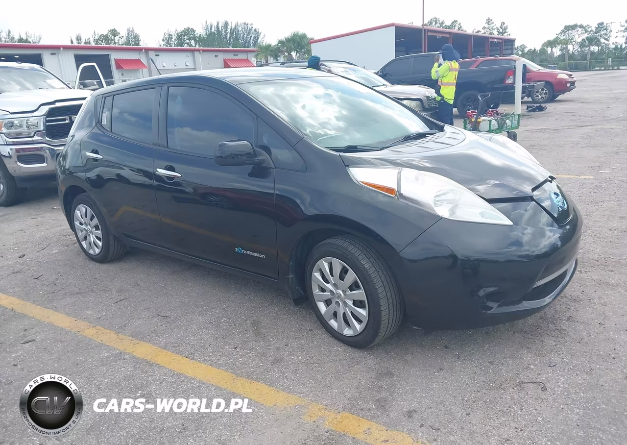 2015 Nissan Leaf S