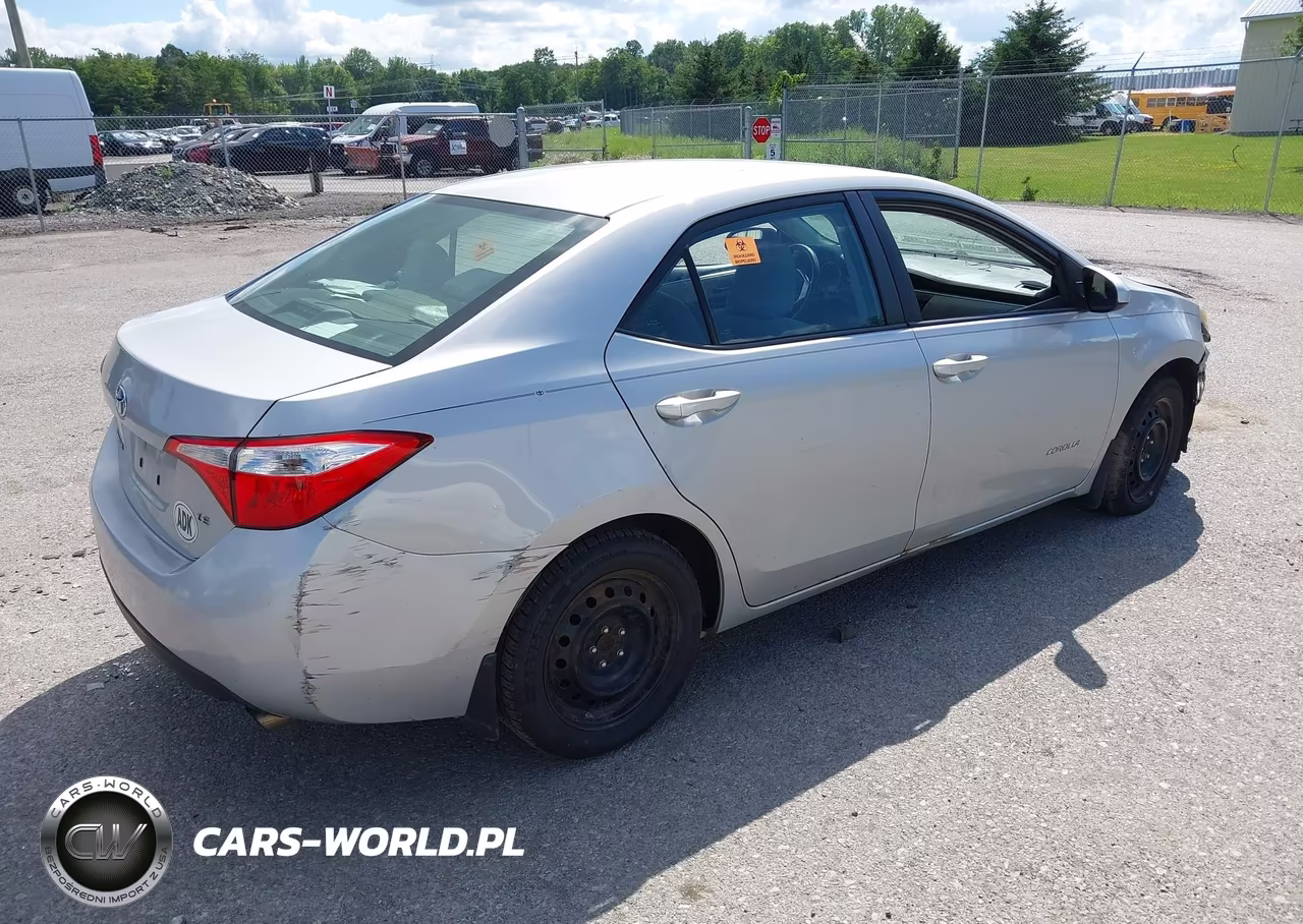 2015 Toyota Corolla Le VIN:2T1BURHE4FC283213 - 4