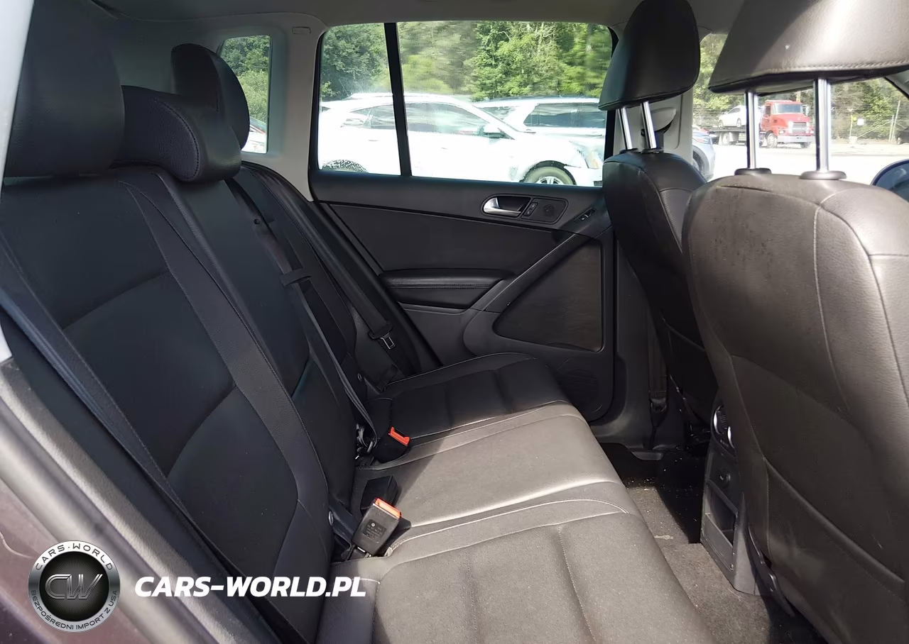 2016 Volkswagen Tiguan Se VIN:WVGAV7AX8GW517415 - 8