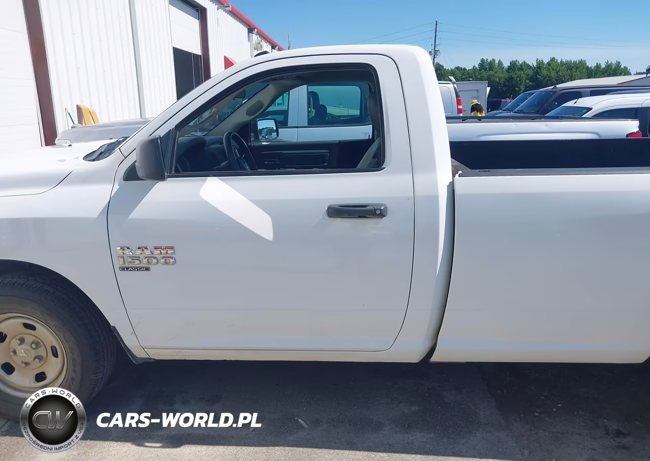 2019 Ram 1500 Classic VIN:3C6JR7DGXKG503356 - 14