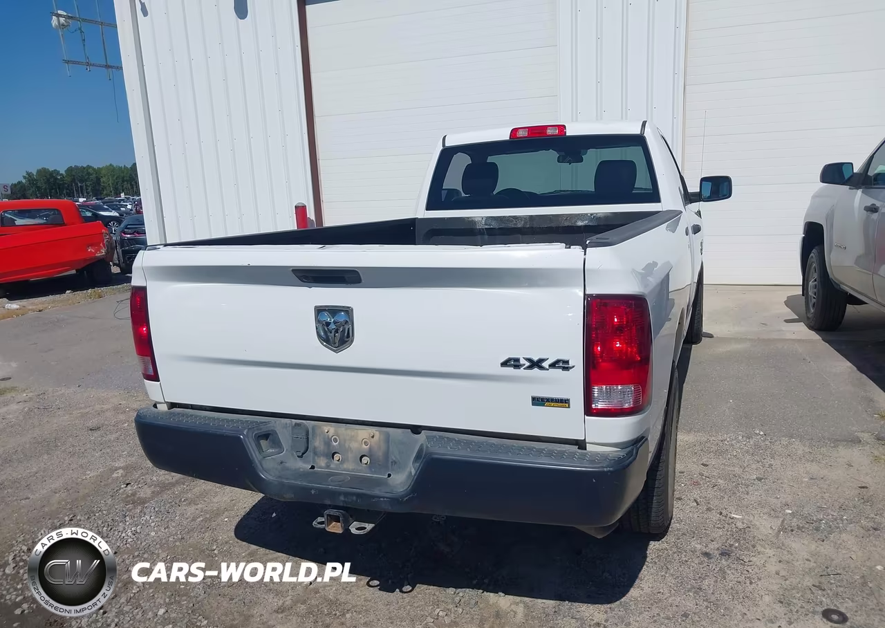 2019 Ram 1500 Classic VIN:3C6JR7DGXKG503356 - 16