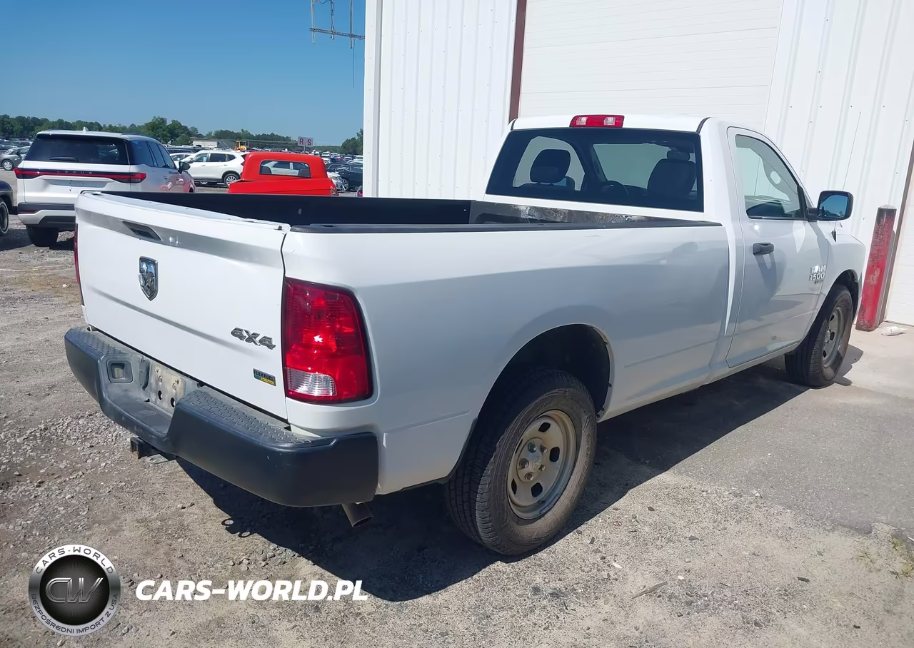 2019 Ram 1500 Classic VIN:3C6JR7DGXKG503356 - 4