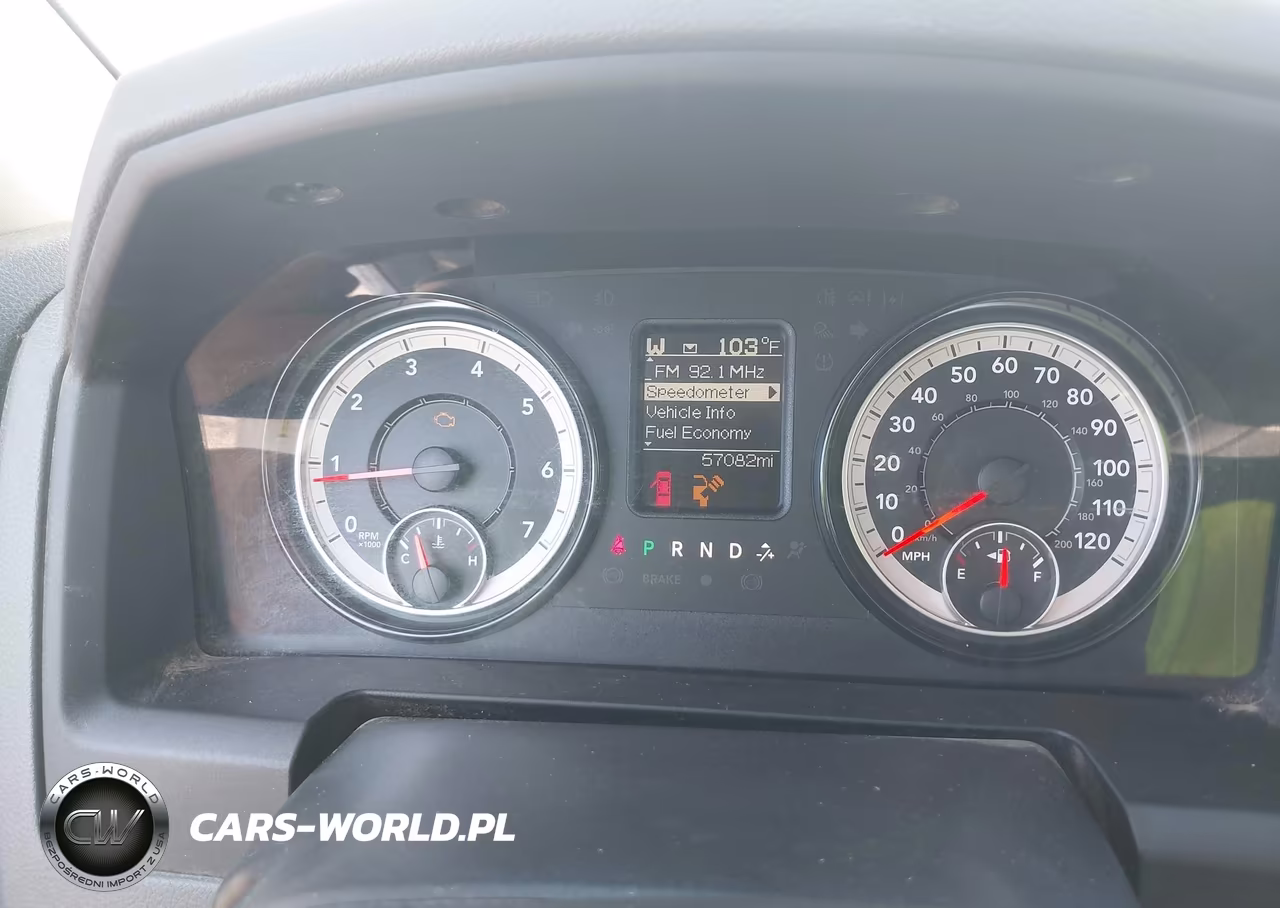 2019 Ram 1500 Classic VIN:3C6JR7DGXKG503356 - 7