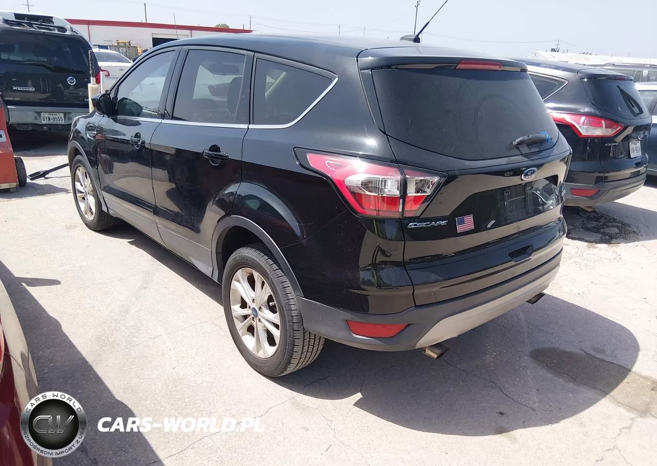 2017 Ford Escape Se VIN:1FMCU0GD4HUC03967 - 3
