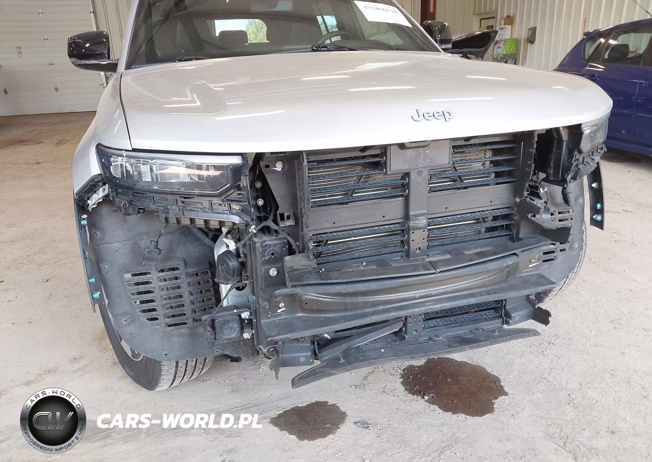 2024 Jeep Grand Cherokee 4Xe VIN:1C4RJYB61RC142602 - 6