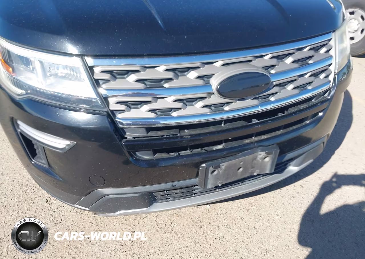 2018 Ford Explorer Xlt VIN:1FM5K8D82JGB89303 - 6