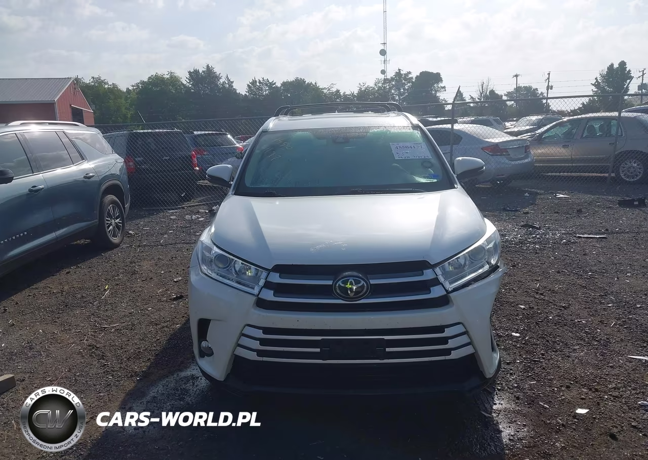 2017 Toyota Highlander Xle VIN:5TDJZRFH9HS364714 - 12