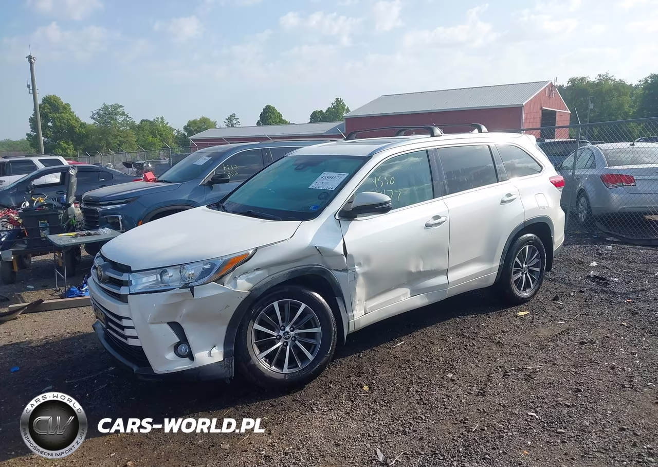 2017 Toyota Highlander Xle VIN:5TDJZRFH9HS364714 - 2