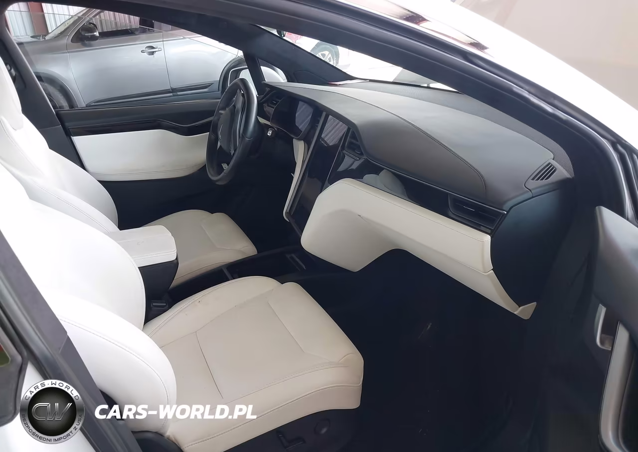 2018 Tesla Model X 100D-75D-P100D VIN:5YJXCBE22JF112037 - 5
