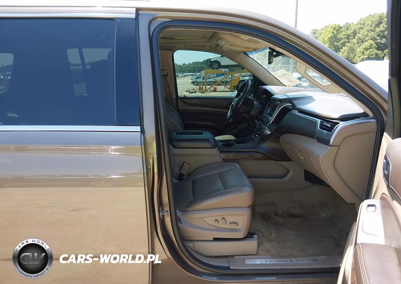 2016 Chevrolet Suburban Lt VIN:1GNSCHKC0GR125499 - 5