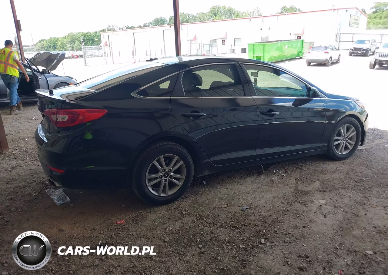 2017 Hyundai Sonata VIN:5NPE24AF2HH491762 - 4