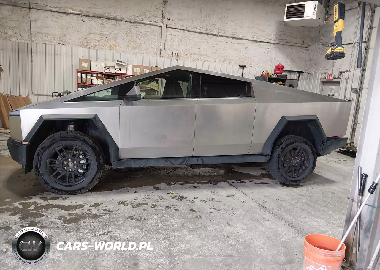 2024 Tesla Cybertruck All-Wheel Drive VIN:7G2CEHED0RA047921 - 14