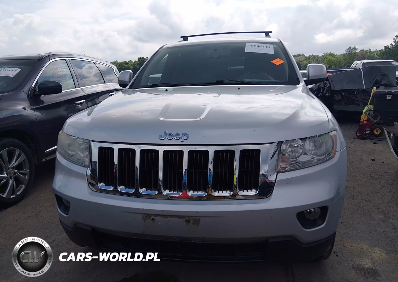 2011 Jeep Grand Cherokee Laredo VIN:1J4RR4GG7BC738784 - 12