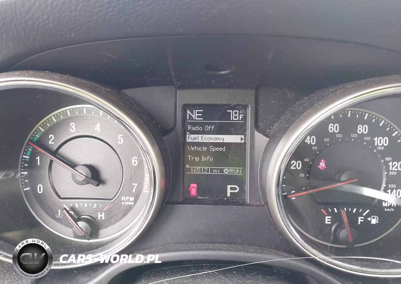 2011 Jeep Grand Cherokee Laredo VIN:1J4RR4GG7BC738784 - 7