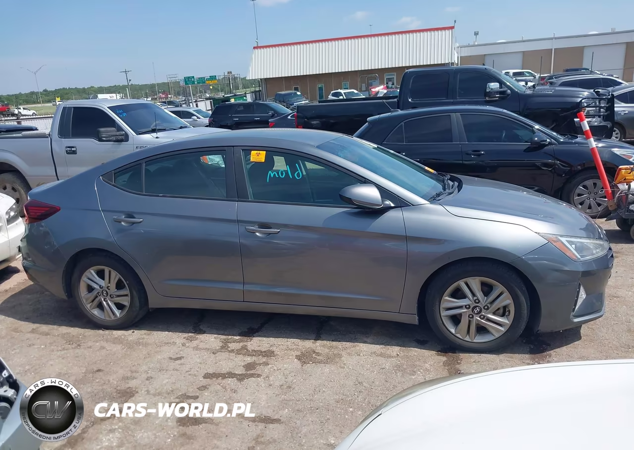2019 Hyundai Elantra Sel VIN:5NPD84LF7KH458044 - 13