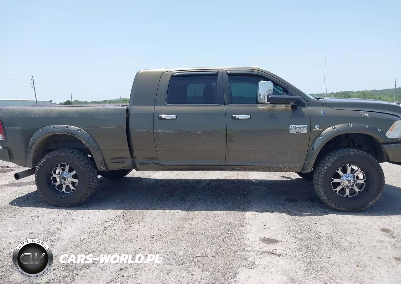 2011 Ram Ram 3500 Laramie Longhorn VIN:3D73Y3HL1BG635951 - 13
