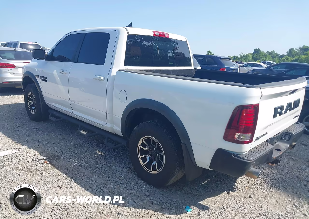2016 Ram 1500 Rebel VIN:1C6RR7YT2GS252536 - 3