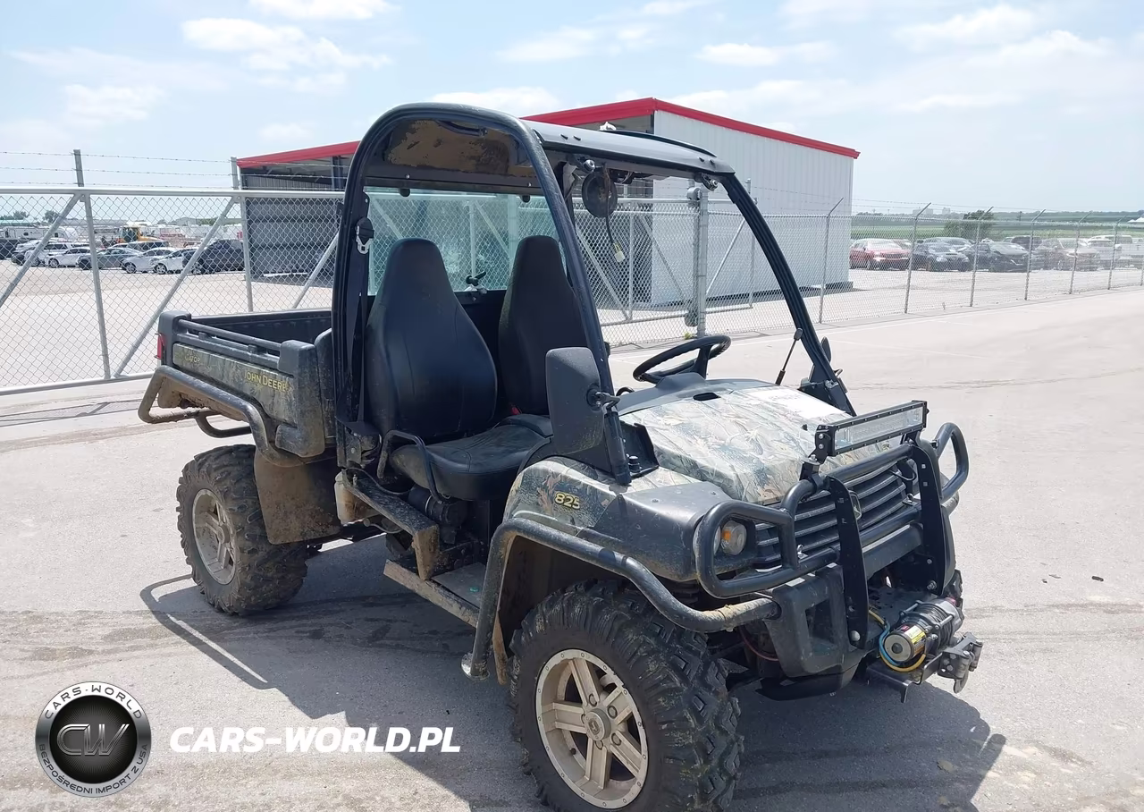 2011 John Deere 812Cc