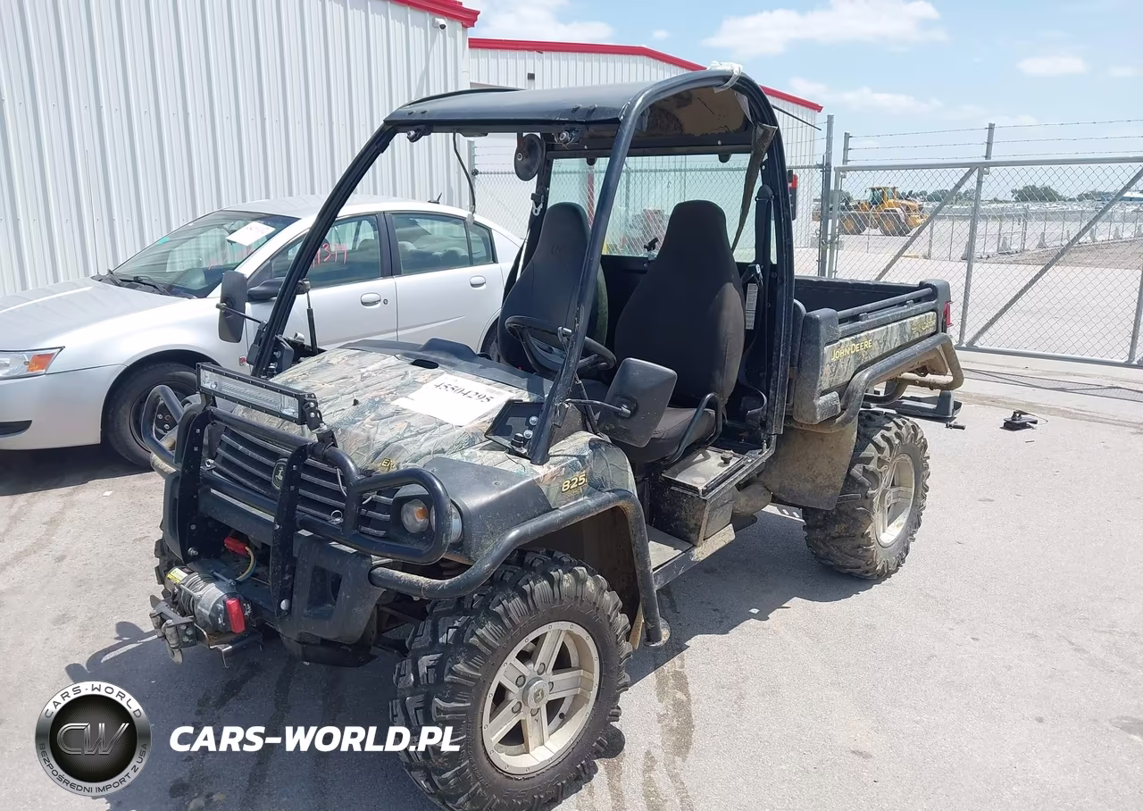 2011 John Deere 812Cc VIN:1M0825GSJAM013202 - 2