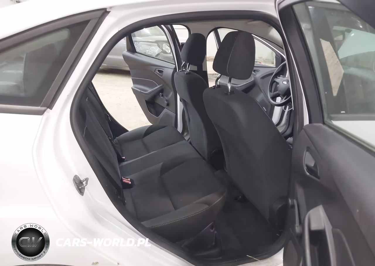 2013 Ford Focus S VIN:1FADP3E27DL275819 - 8
