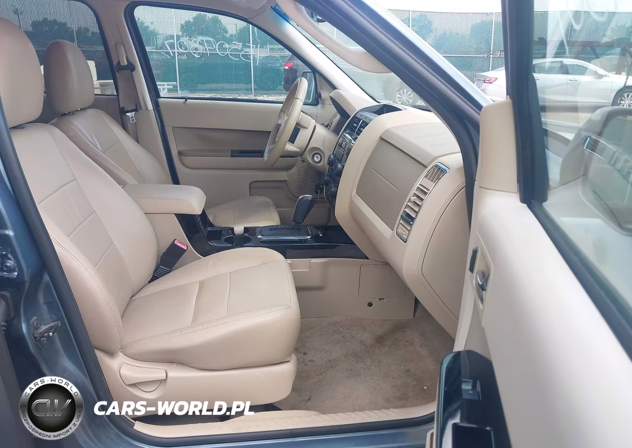 2010 Ford Escape Limited VIN:1FMCU9EGXAKB10566 - 5