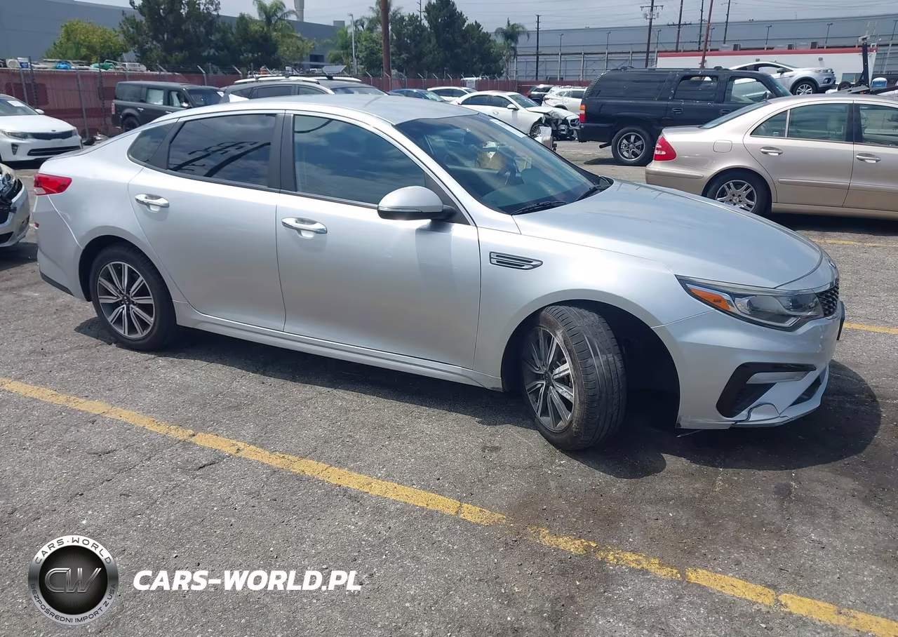 2019 Kia Optima Lx VIN:5XXGT4L30KG374757 - 13