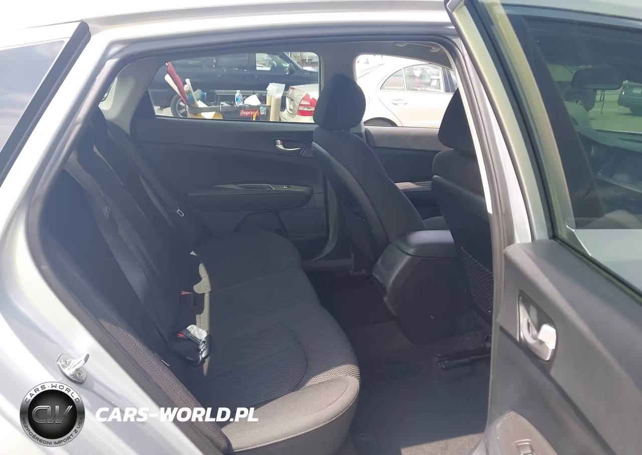 2019 Kia Optima Lx VIN:5XXGT4L30KG374757 - 8