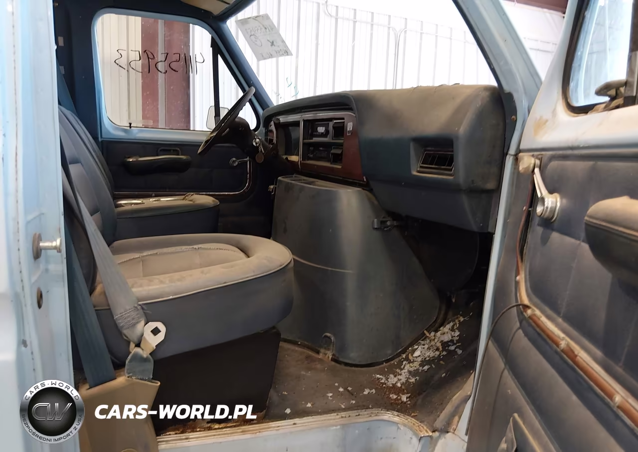 1985 Ford Econoline E350 Super Duty VIN:1FBHS31G3FHA24155 - 5