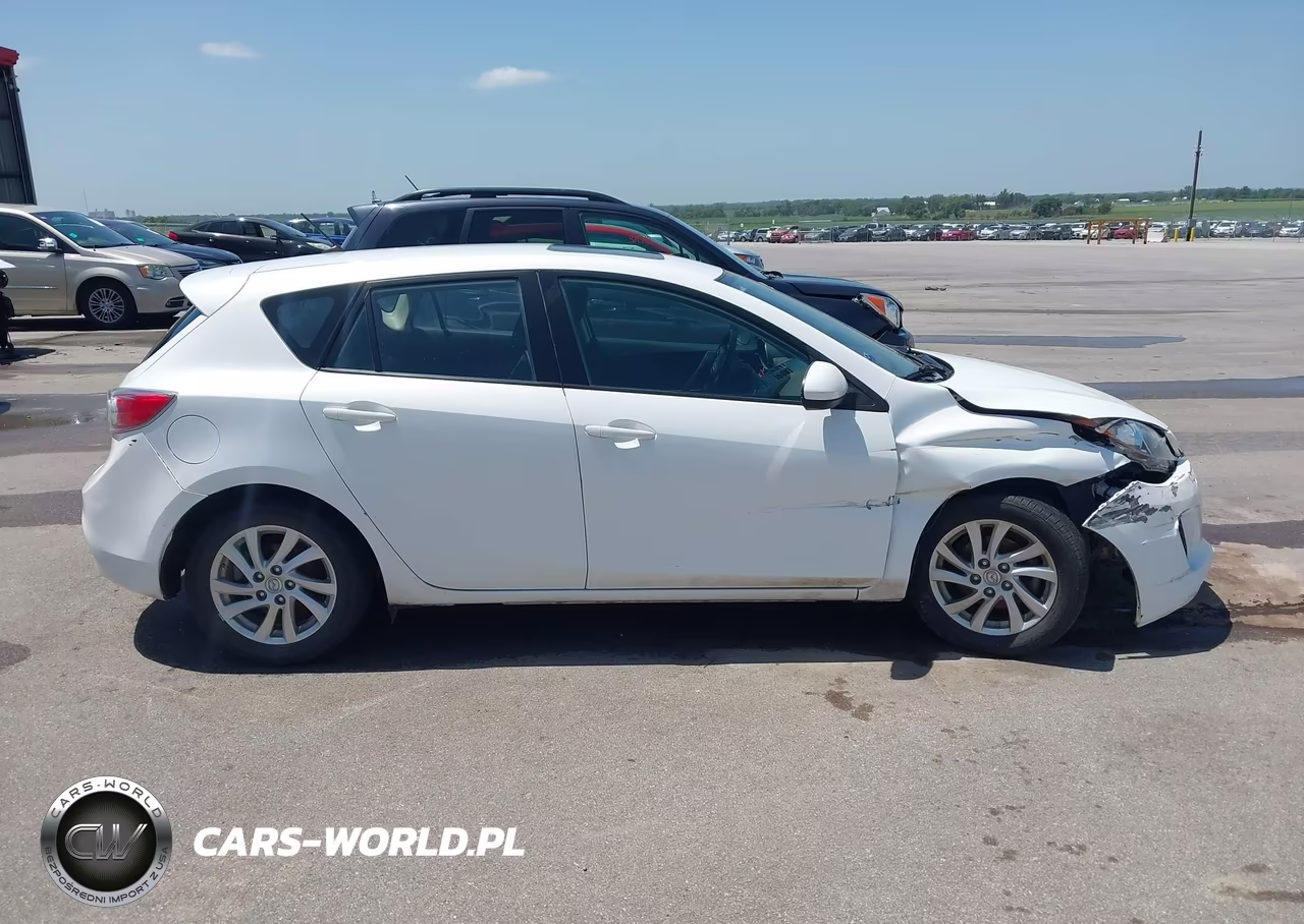 2012 Mazda Mazda3 I Touring VIN:JM1BL1L71C1611605 - 13