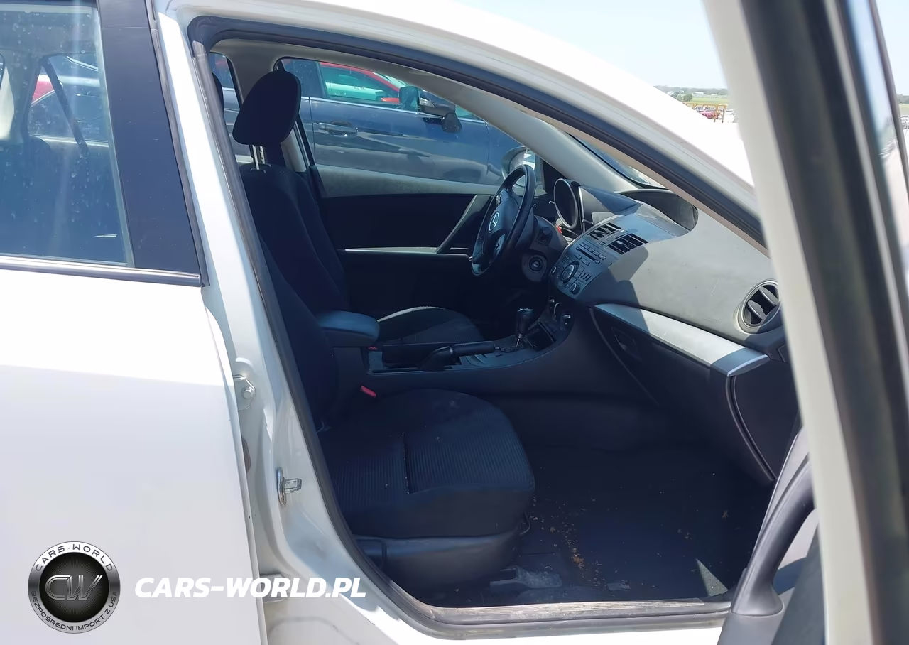 2012 Mazda Mazda3 I Touring VIN:JM1BL1L71C1611605 - 5